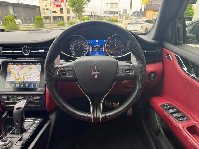 Maserati QUATTROPORTE — фото 4