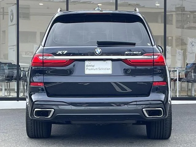 BMW X7 — фото 6