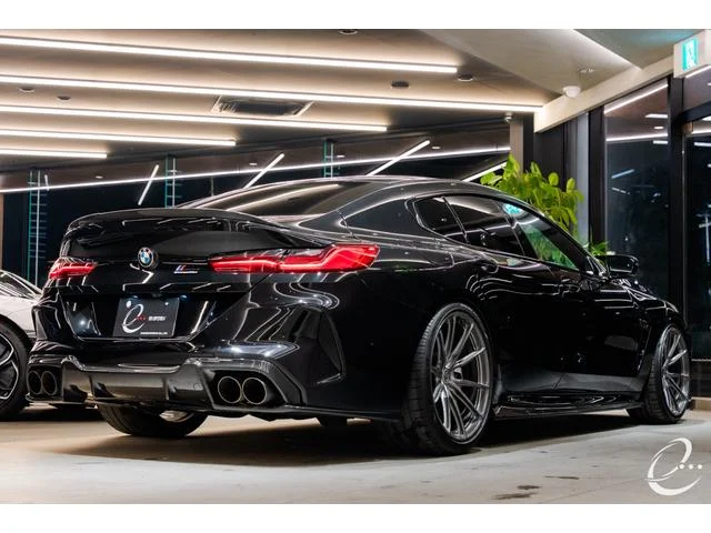 BMW M8 — фото 2