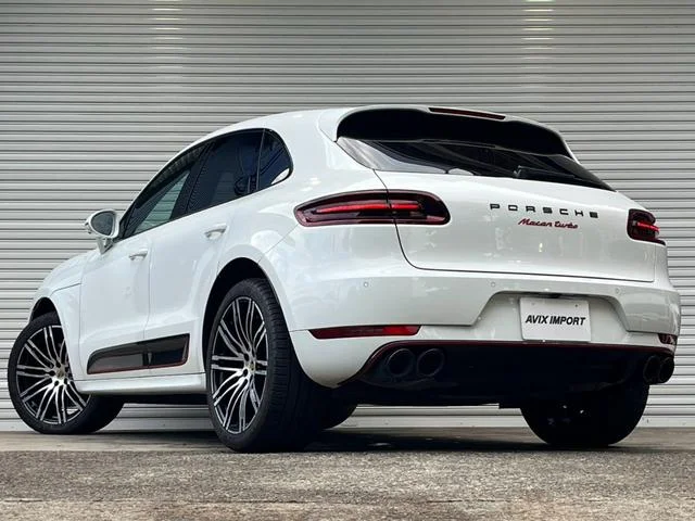 Porsche MACAN — фото 2