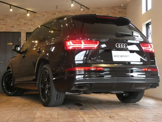 Audi Q7 — фото 2