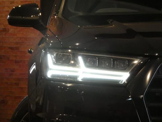 Audi Q7 — фото 3