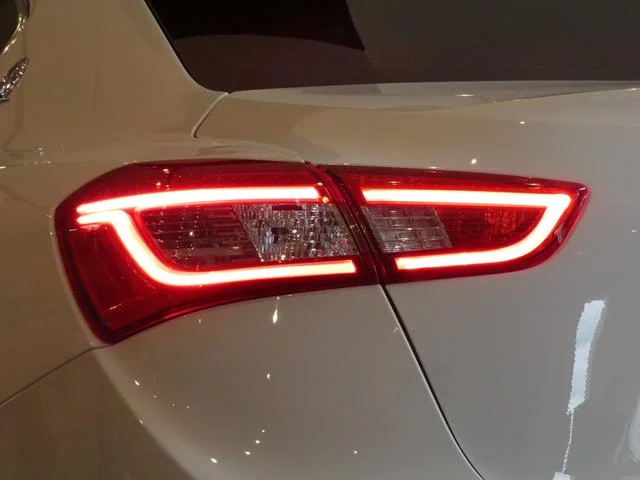 Maserati GHIBLI — фото 4