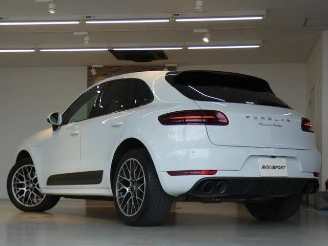 Porsche MACAN — фото 2