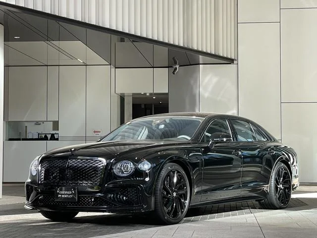 Bentley FLYING SPUR — фото 1