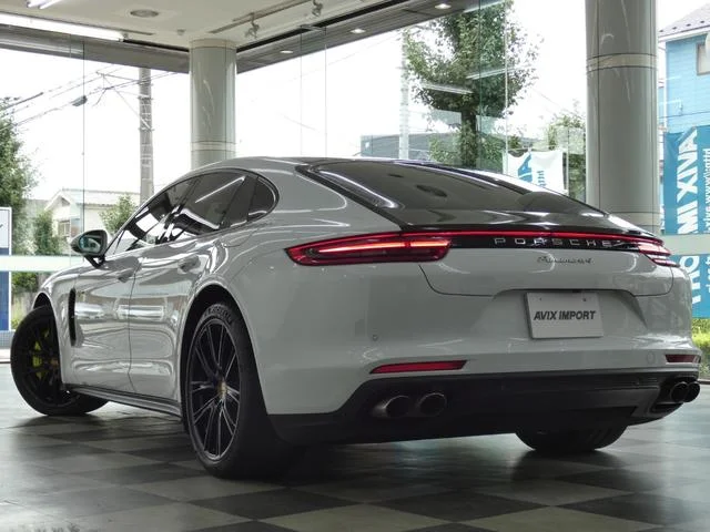 Porsche PANAMERA — фото 2