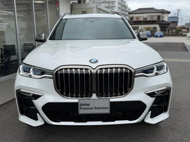 BMW X7 — фото 2