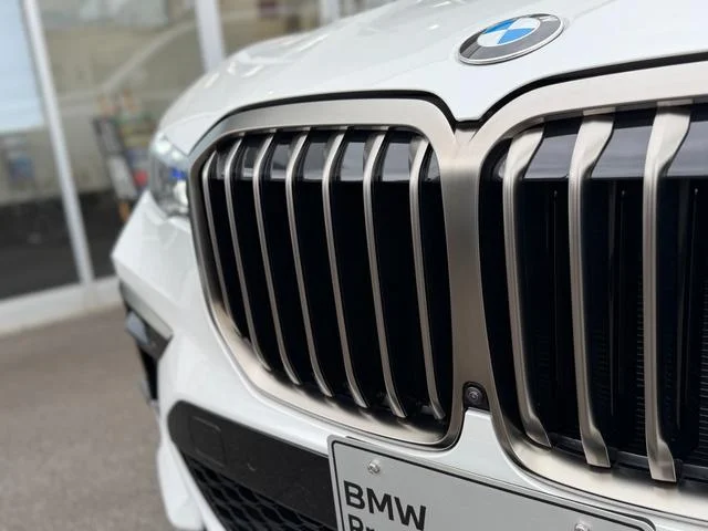 BMW X7 — фото 3