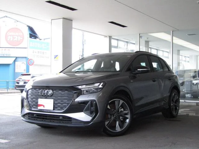 Audi Q4 E-TRON — фото 2