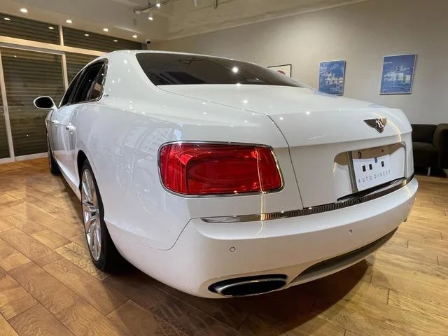 Bentley FLYING SPUR — фото 5