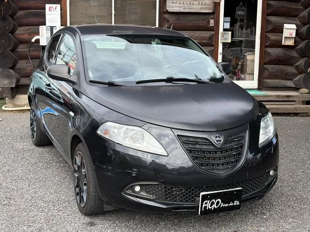 LANCIA YPSILON — фото 2