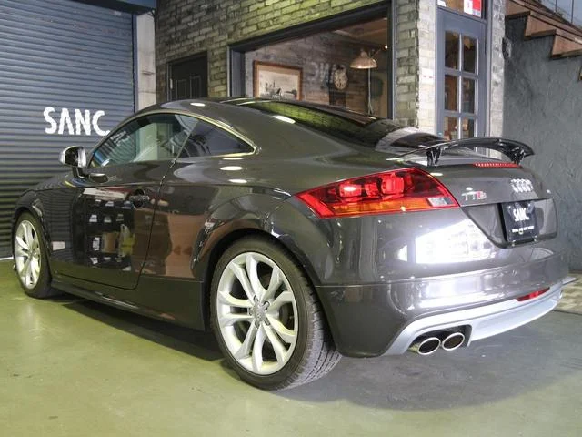Audi TTS COUPE — фото 6