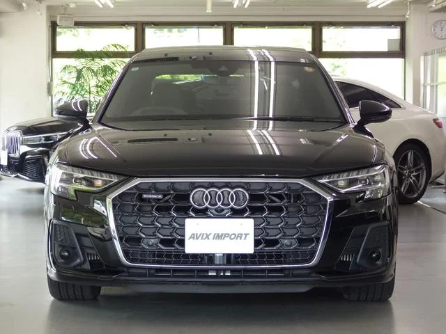 Audi A8 — фото 3