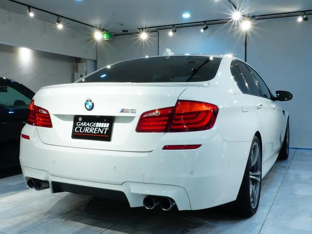 BMW M5 — фото 4