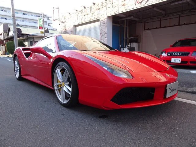 Ferrari 488 SPIDER — фото 1