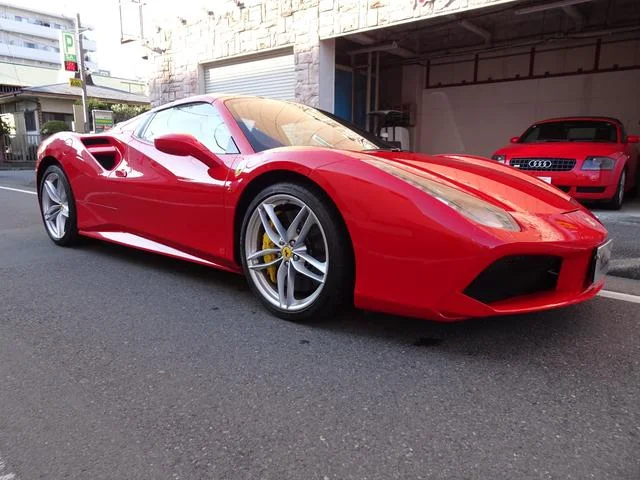 Ferrari 488 SPIDER — фото 4