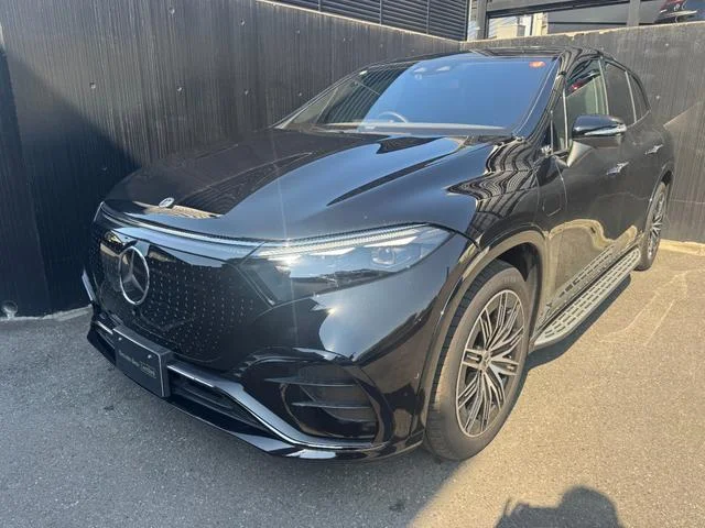 Mercedes-Benz EQS SUV — фото 3