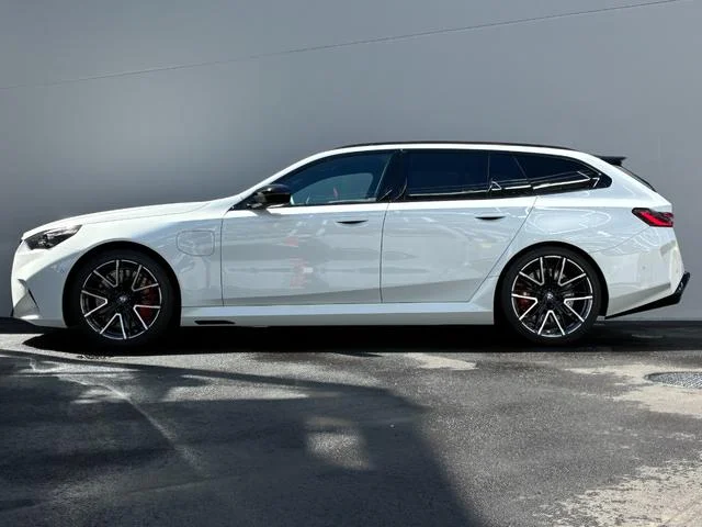 BMW M5 — фото 6