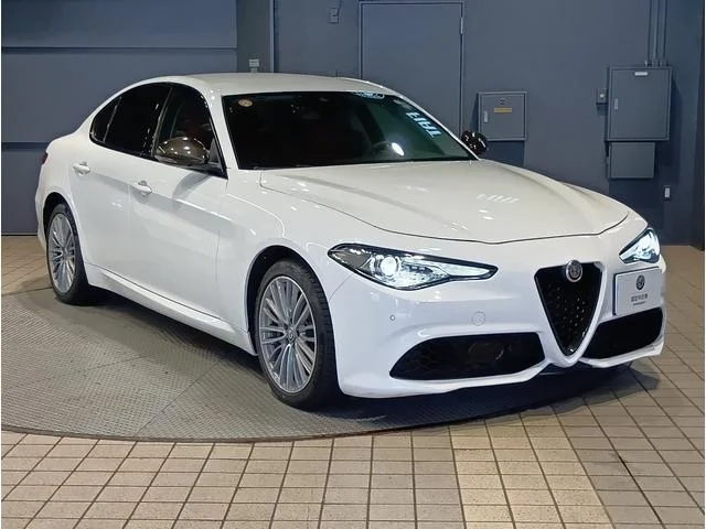 Alfa Romeo GIULIA — фото 2