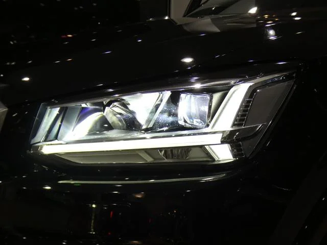 Audi SQ2 — фото 6