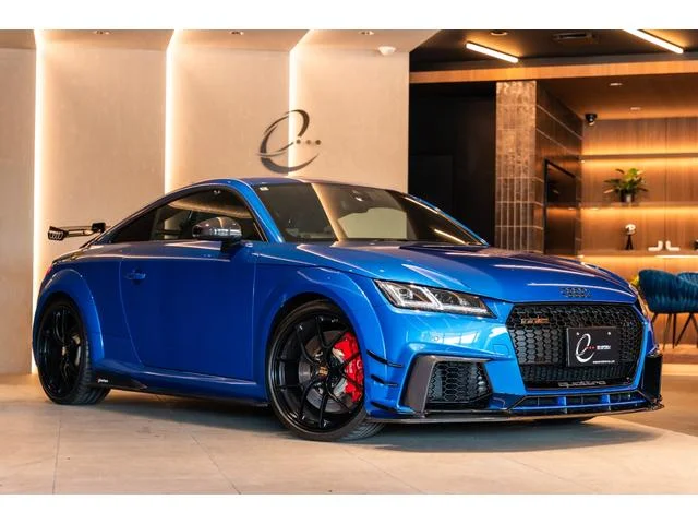 Audi TT RS COUPE — фото 1