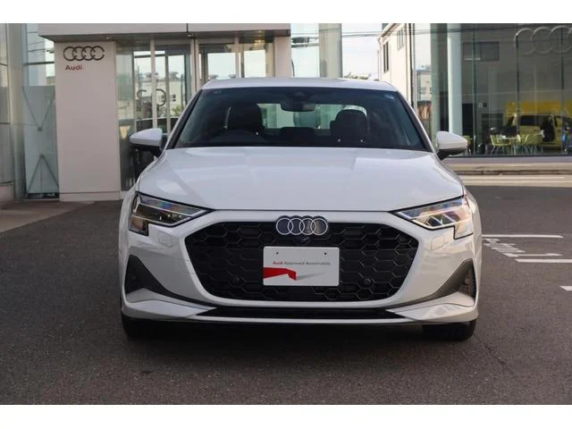 Audi A3 SEDAN — фото 2