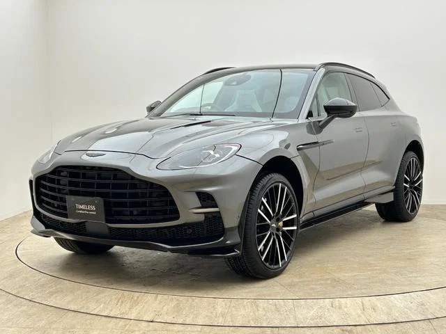 ASTON MARTIN DBX — фото 1
