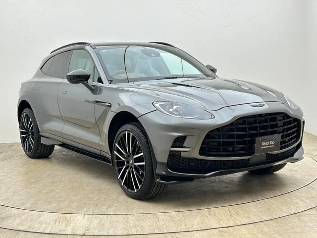 ASTON MARTIN DBX — фото 3