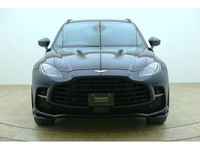 ASTON MARTIN DBX — фото 2