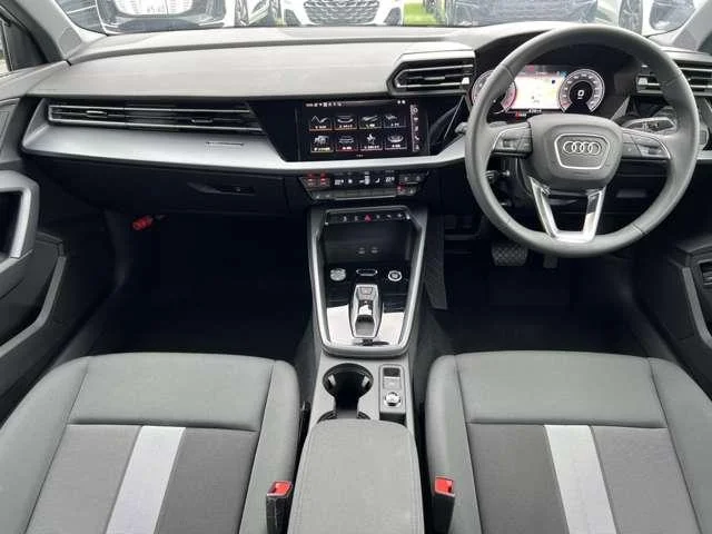 Audi A3 SEDAN — фото 3