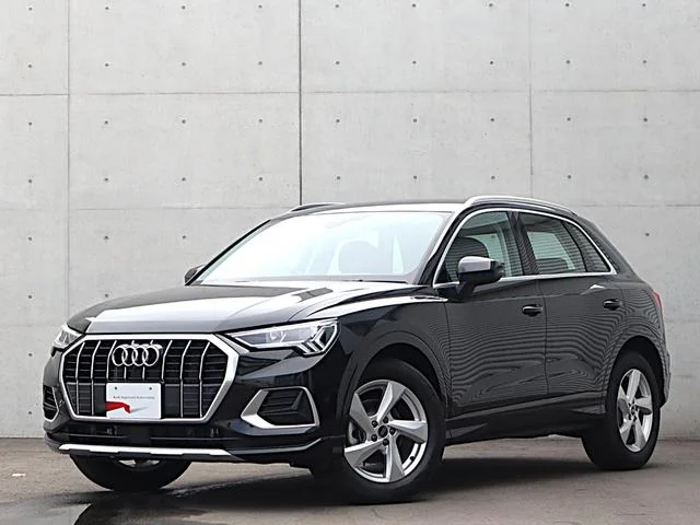Audi Q3 — фото 1
