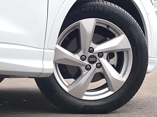 Audi Q3 — фото 5