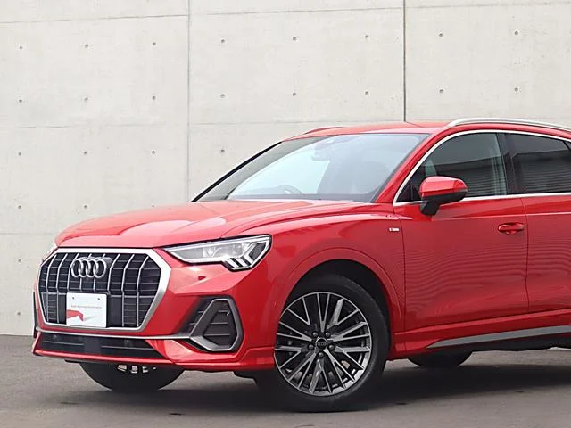 Audi Q3 — фото 4
