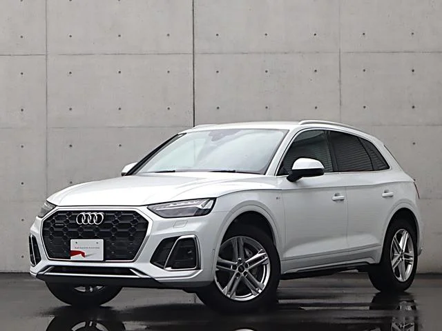 Audi Q5 — фото 1