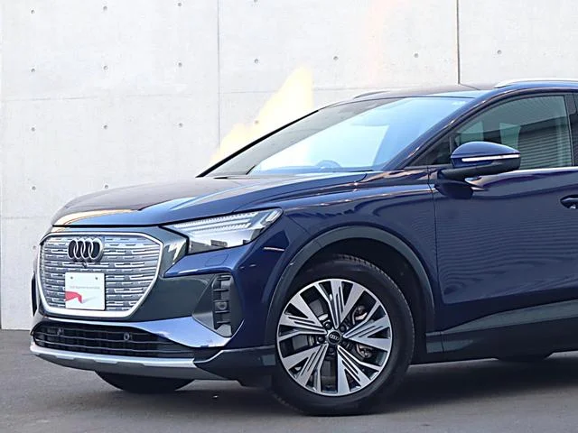 Audi Q4 E-TRON — фото 4