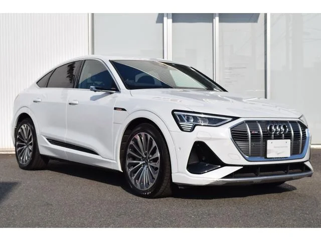 Audi E-TRON SPORTBACK — фото 4