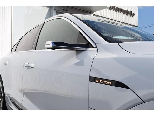 Audi E-TRON SPORTBACK — фото 6