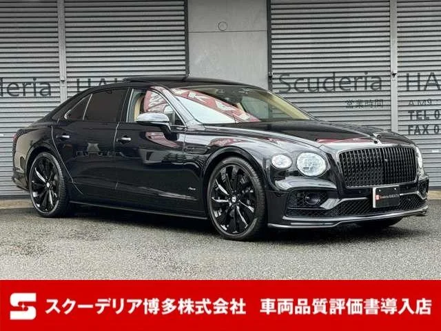 Bentley FLYING SPUR — фото 1