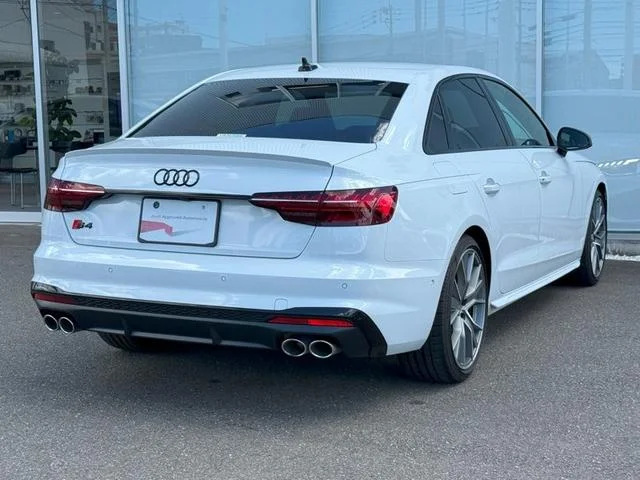 Audi S4 — фото 4