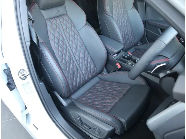 Audi S3 SEDAN — фото 3