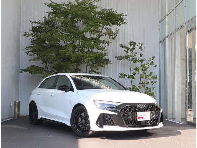 Audi RS3 SPORTBACK — фото 1