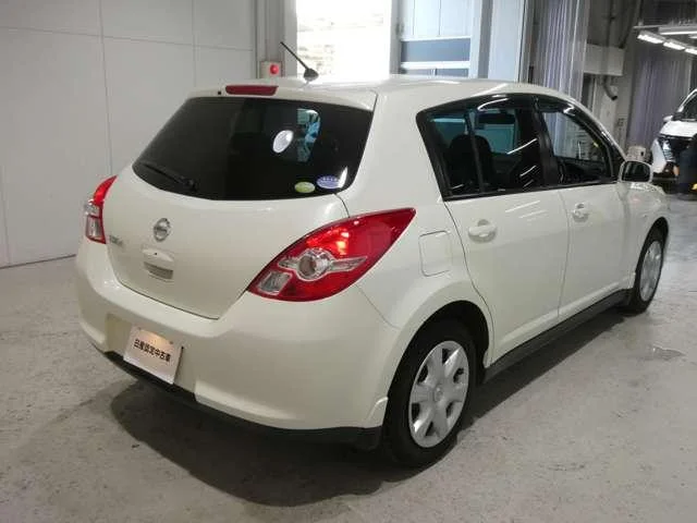 Nissan TIIDA — фото 2