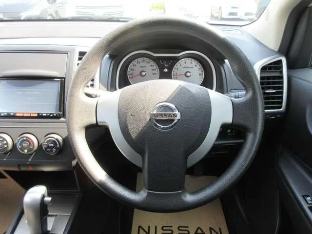 Nissan WINGROAD — фото 4