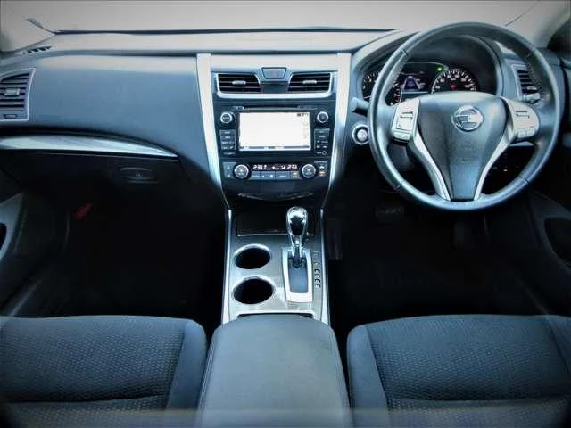 Nissan TEANA — фото 4