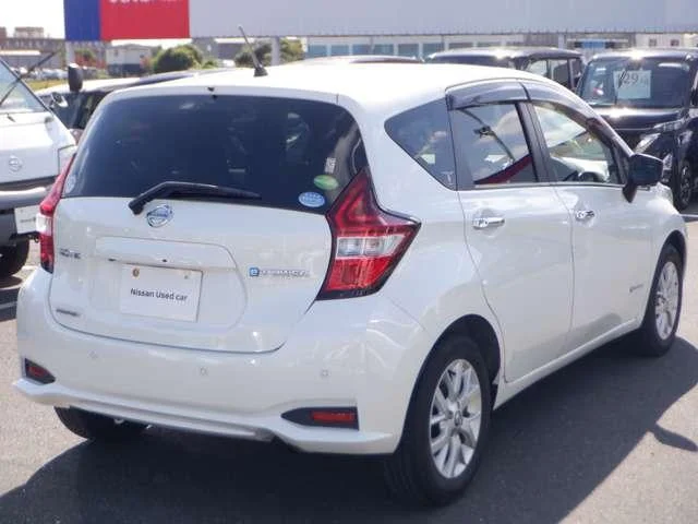 Nissan NOTE — фото 2