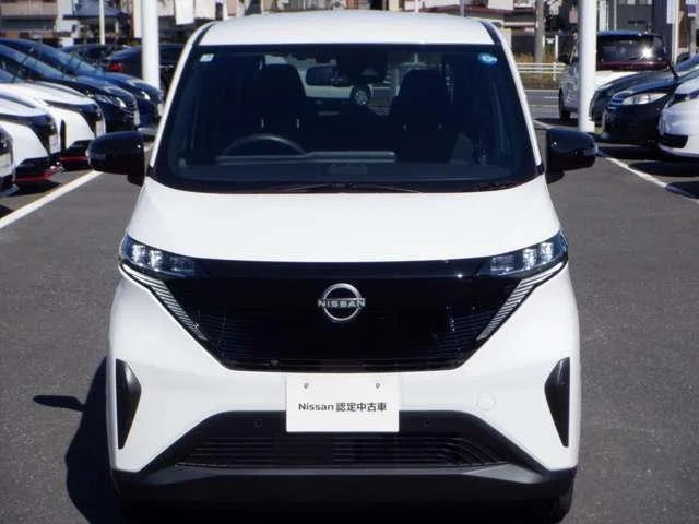 Nissan SAKURA — фото 2