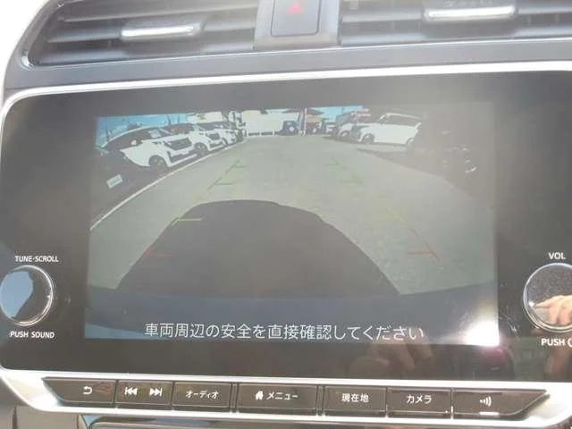 Nissan LEAF — фото 2