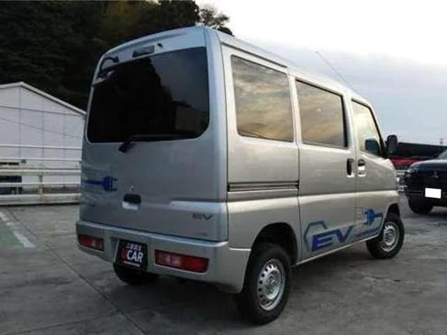 Mitsubishi MINICAB EV — фото 2