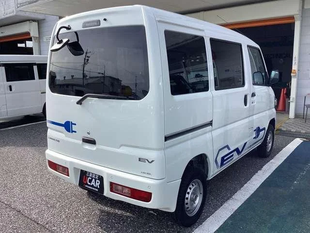 Mitsubishi MINICAB EV — фото 2