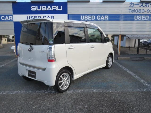 Subaru LUCRA — фото 2